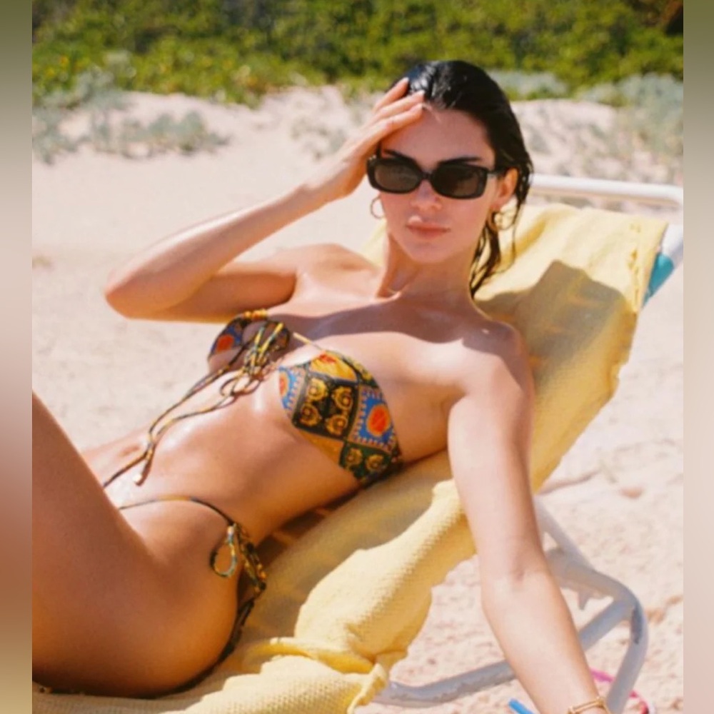 NWOT Sommer Swim Bikini Set in Baroque - As Seen On Kendall Jenner!
